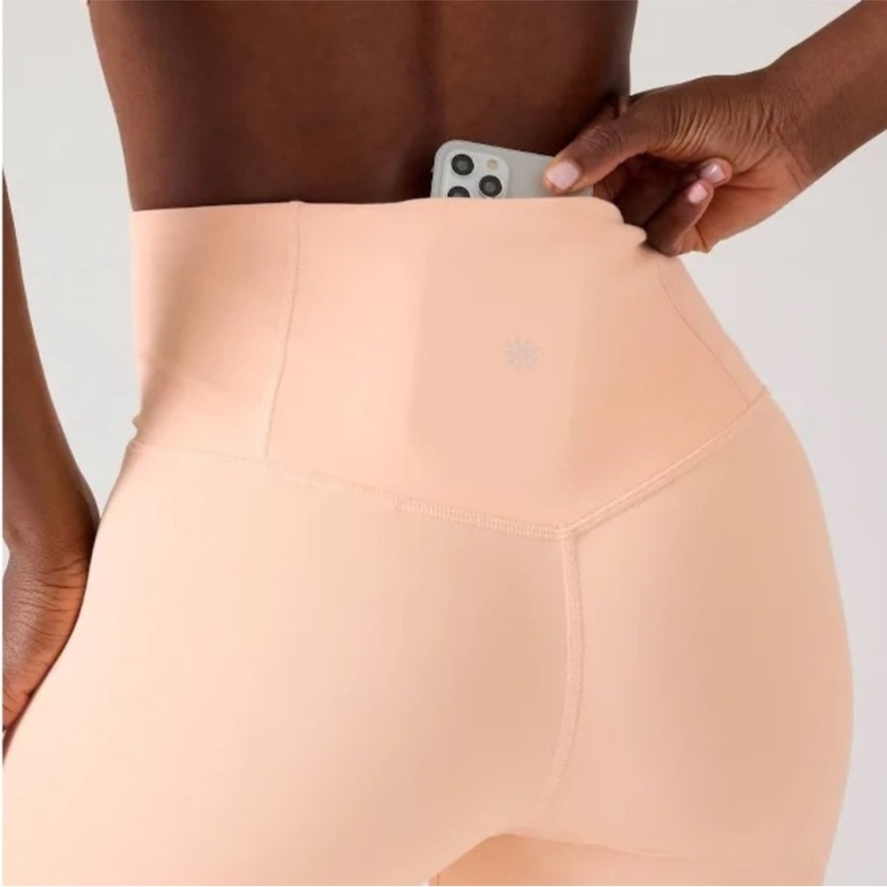 Woman’s Pale Pink Ultra High Rise Elation 7/8 Tight Leggings - Picture 4 of 9